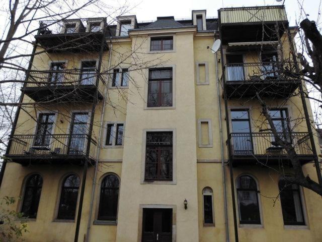 3R-Fewo-Bis-9-Personen-Zentral-T4 Dresden Dış mekan fotoğraf